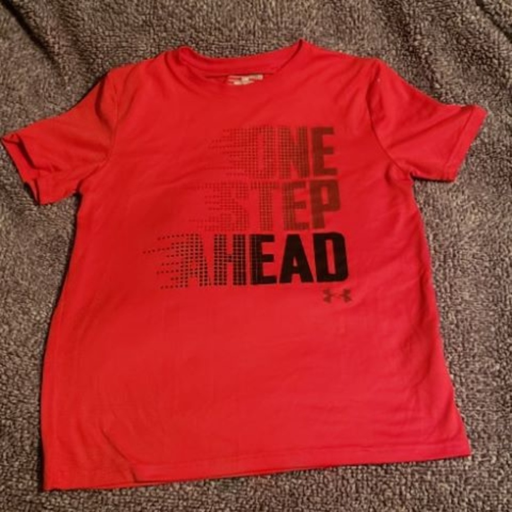 Boys Under Armour Shirt - heat gear Youth Large